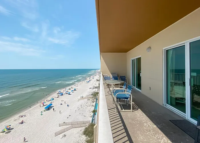 Newly Updated Furniture! | Outdoor Pool | Hot Tub | Sauna | Beachball Properties Holiday home *